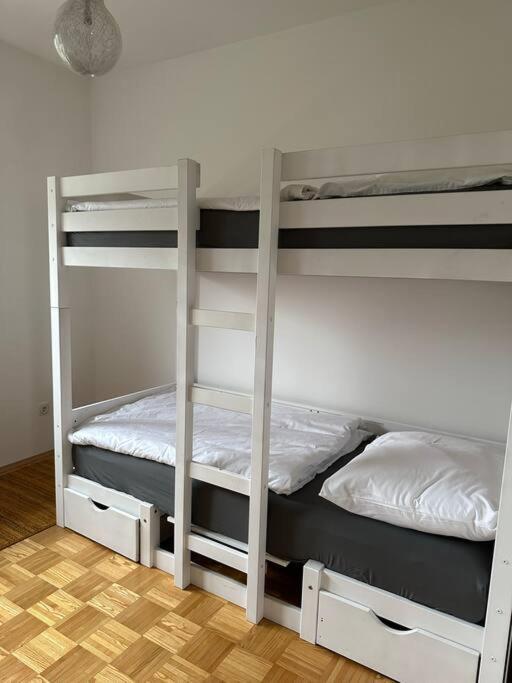 Freundliche Wohnung Naehe Weinstrasse Fuer 5 Personen 瓦格纳 外观 照片