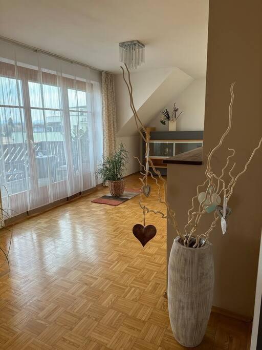 Freundliche Wohnung Naehe Weinstrasse Fuer 5 Personen 瓦格纳 外观 照片